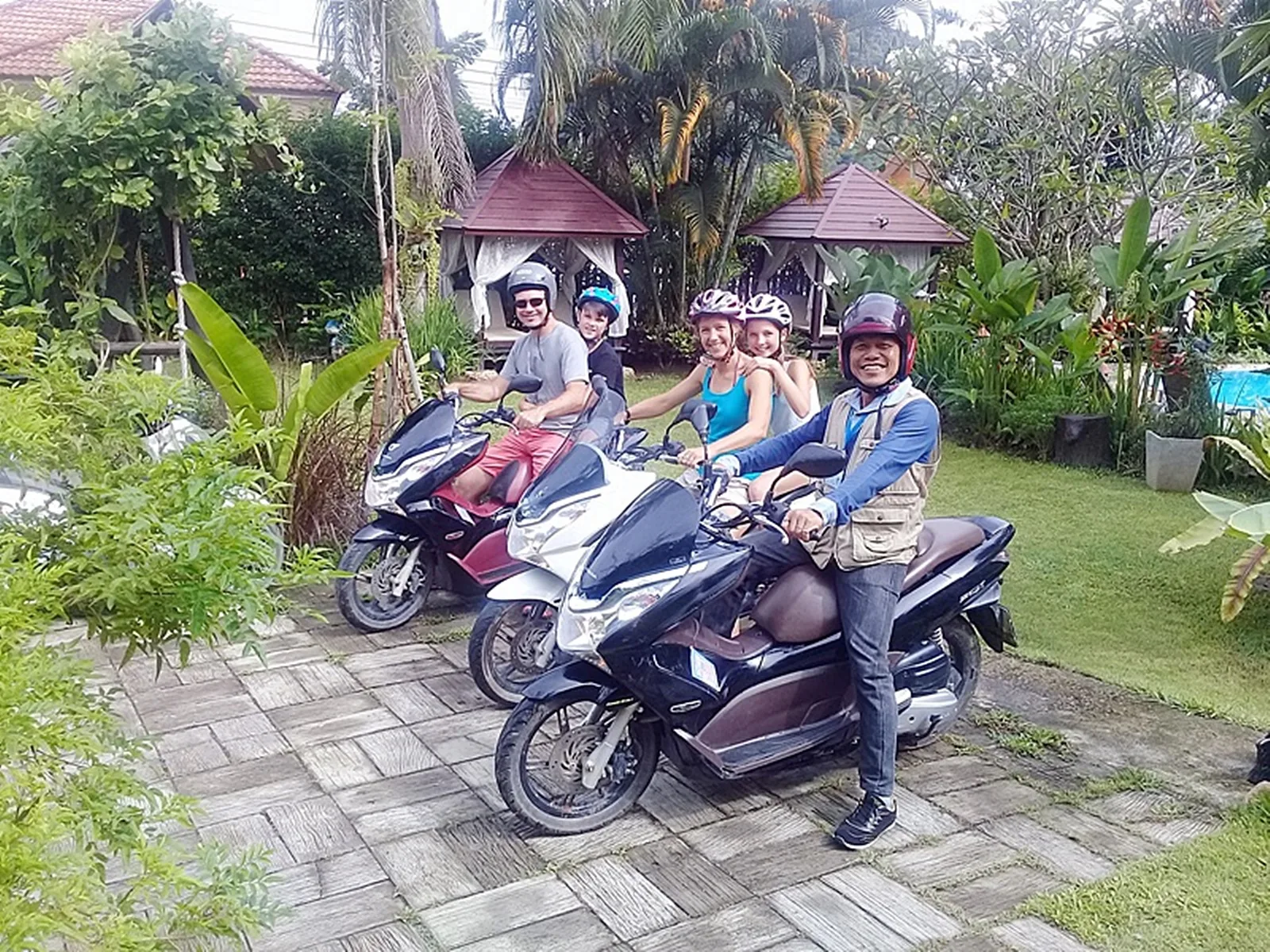 Scooter tour Chiang Rai